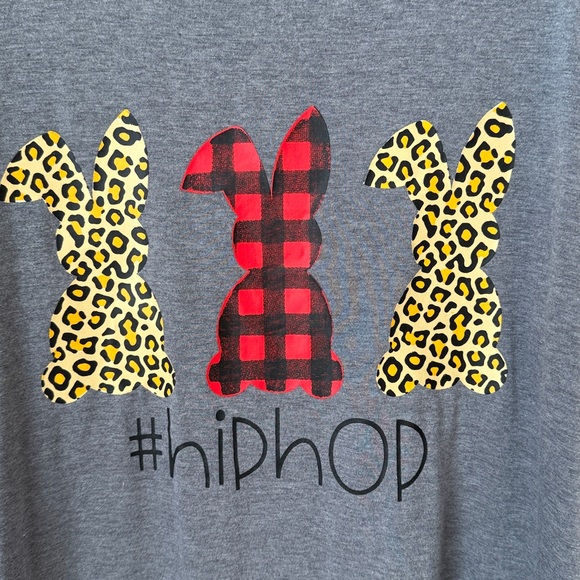 Women’s Leopard & Plaid Print Easter Bunny T-shirt #hiphop Size XL - Picture 3 of 9